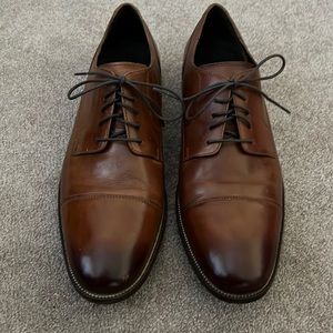 Cole Haan Benton leather cap toe derby shoes size 11M